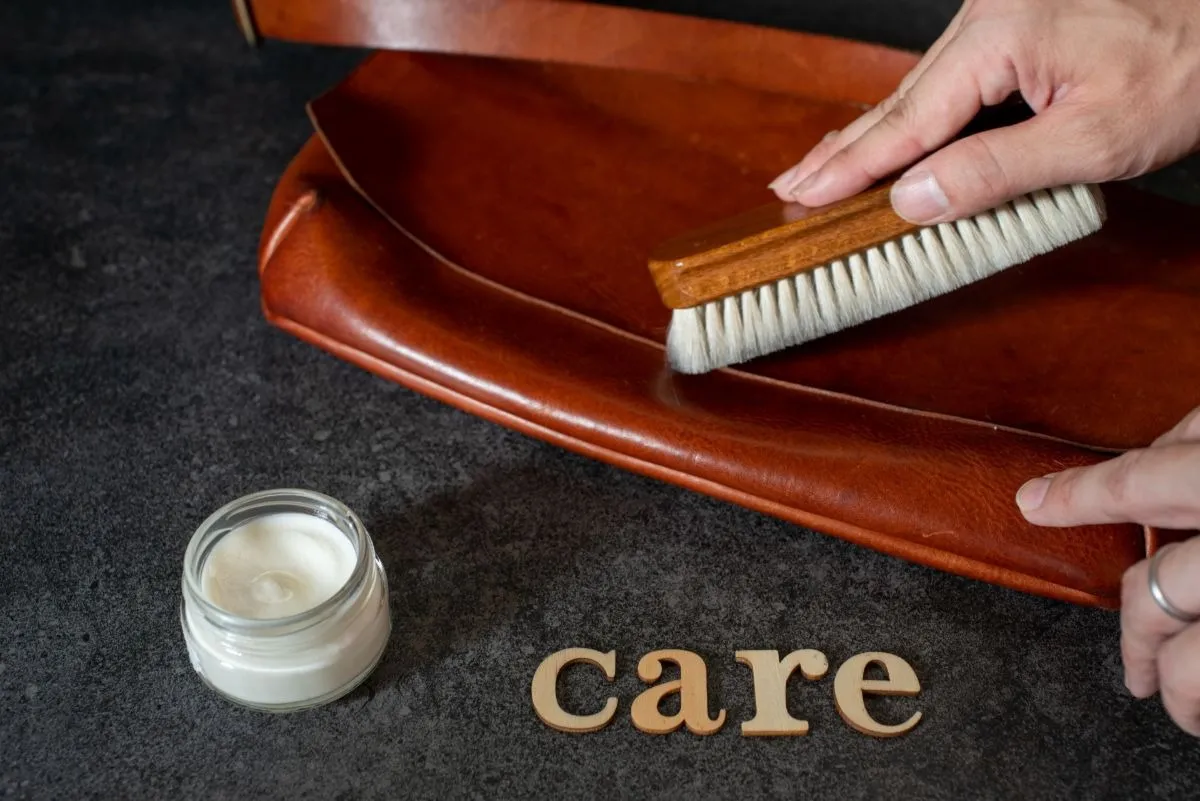 革鞄の手入れの全知識！保管方法までガイド